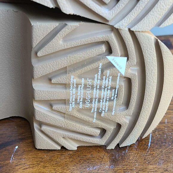 UGG New Heights Ultra Mini Platform Boots NWT! NEW! size 8 Suede Shearling - Picture 10 of 13